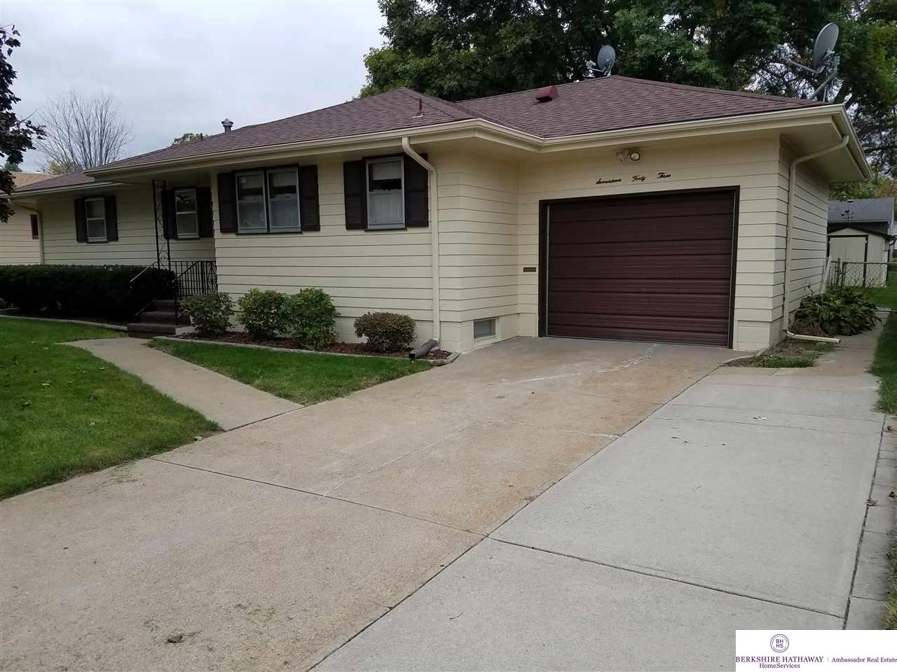 1743 N Garfield Street Omaha Home Listings - Nancy Heim-berg Real Estate