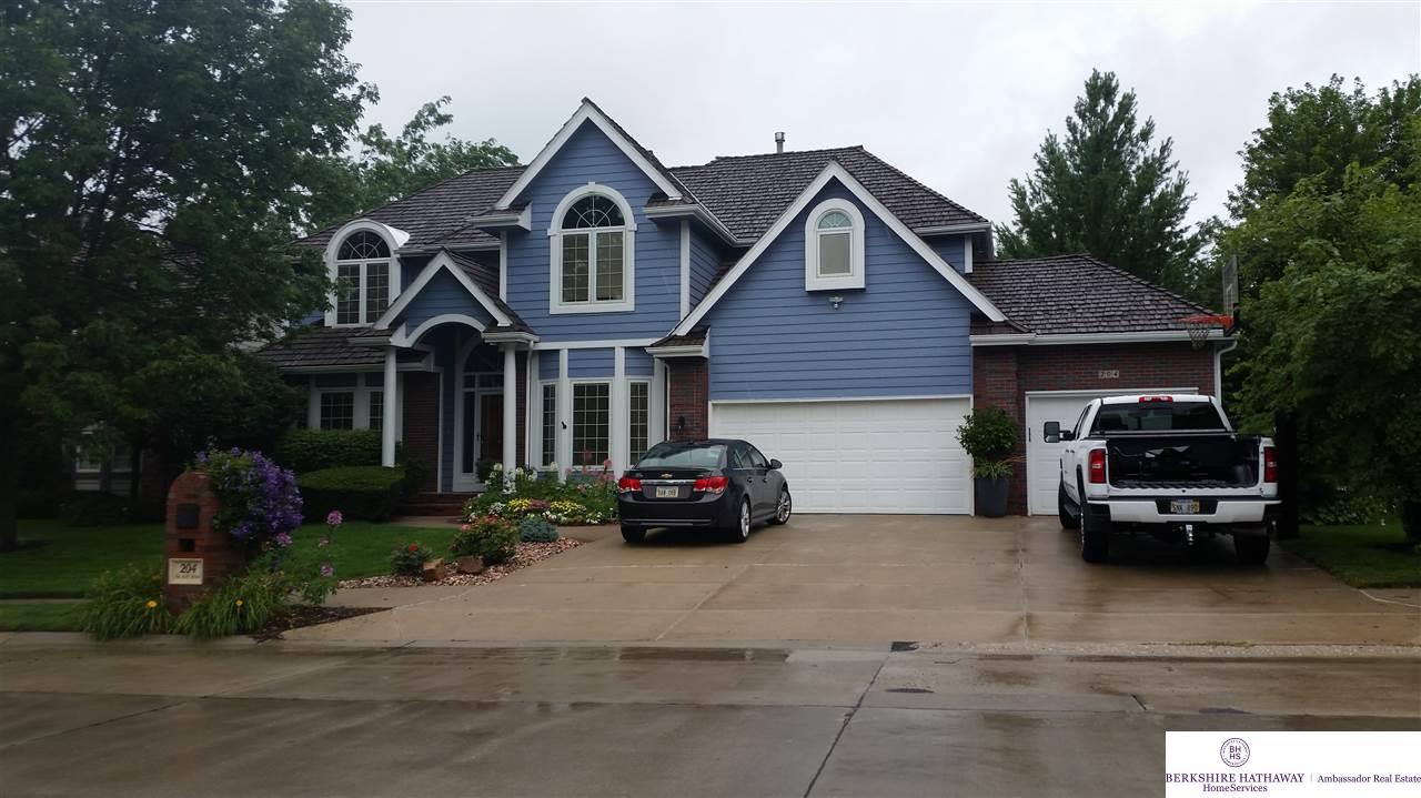 204 N 163 Street Omaha Home Listings - Nancy Heim-berg Real Estate